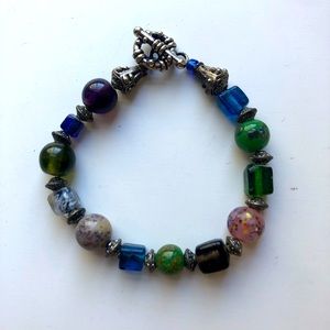 Glass bead bracelet